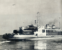 Zapolyarny_ferry.jpg